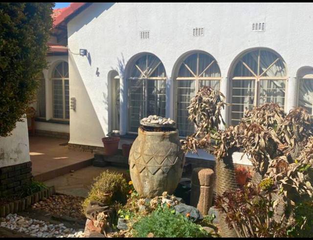3 BEDROOM HOUSE FOR SALE IN GLEN MARAIS